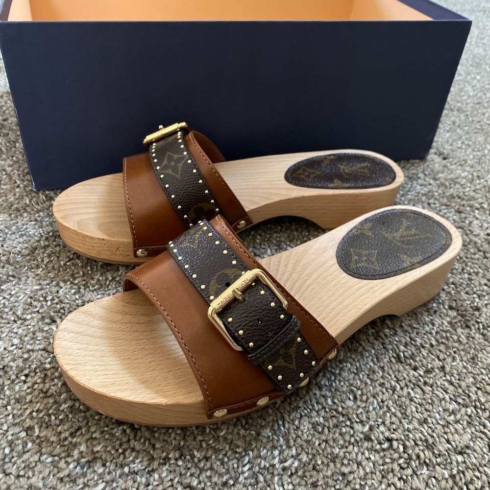 NIB Louis Vuitton Cottage Mules in Cognac 39 - $875 Retail